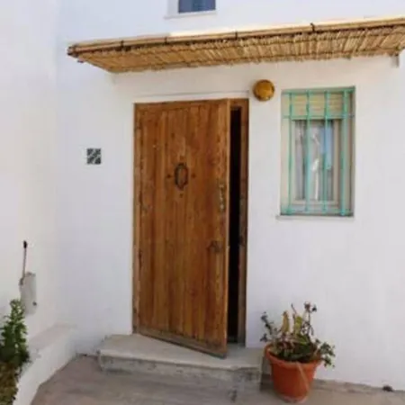 Patios 4 *